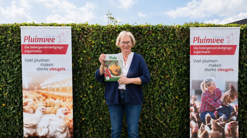 La Fédération nationale de l'aviculture lance VOLA, une version francophone de son magazine spécialisé Pluimvee