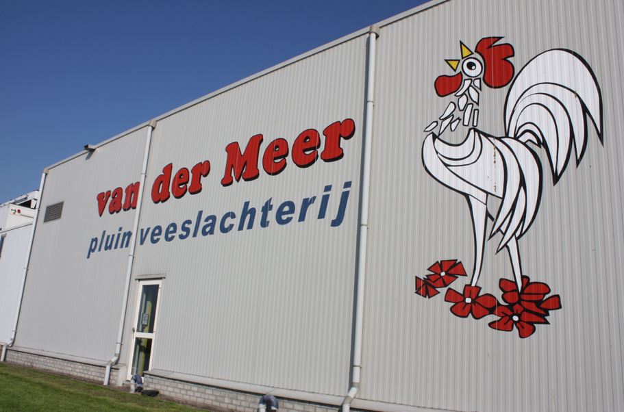 (+) Laatste slachterij voor uitgelegde leghennen in Nederland sluit de deuren